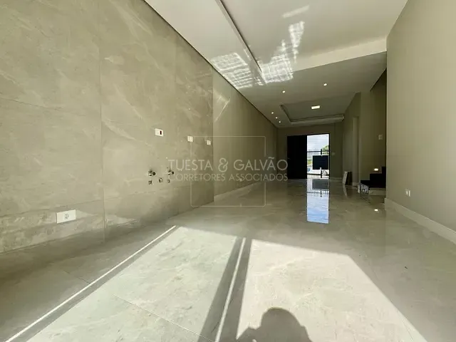 Sobrado com 135m² 3 quartos e 3 banheiros, à venda, no bairro Pioneiros em Fazenda Rio Grande