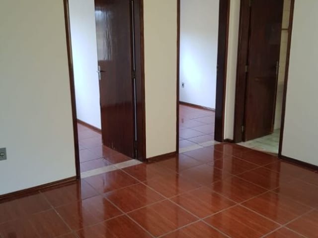 Casa com 522m² 6 quartos e 4 banheiros, à venda, no bairro Centro em Pelotas