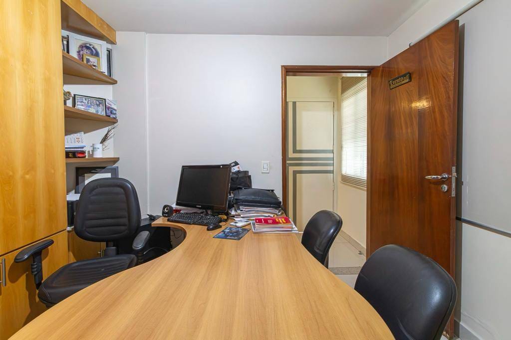 Sobrado, 4 quartos, 421 m² - Foto 20