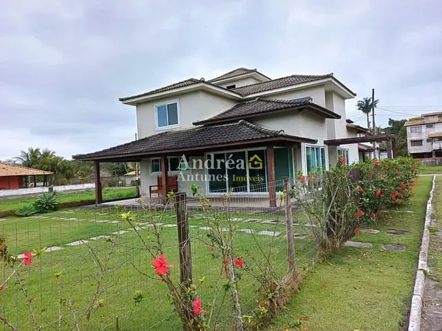 Sobrado com 500m² 5 quartos e 3 banheiros, à venda, no bairro JOSE GONÇALVES em ARMAÇÃO DE BÚZIOS