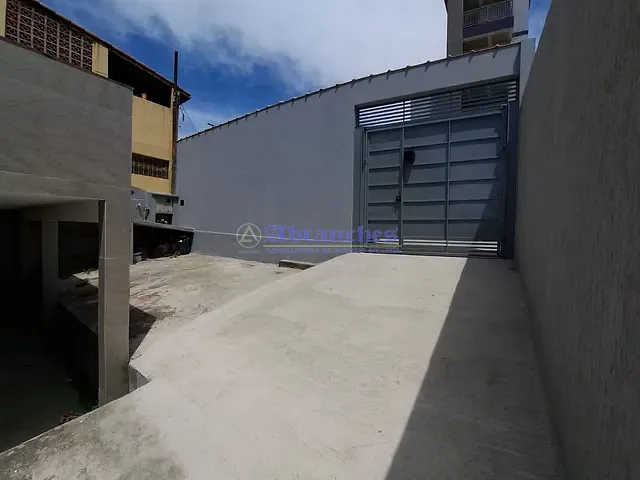 Sobrado com 255m² 3 quartos e 2 banheiros, à venda, no bairro Vila Nova Curuçá em São Paulo