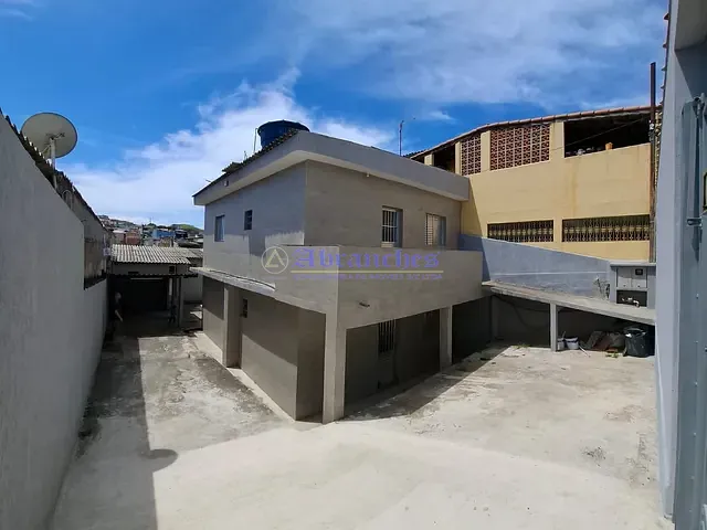 Sobrado com 255m² 3 quartos e 2 banheiros, à venda, no bairro Vila Nova Curuçá em São Paulo
