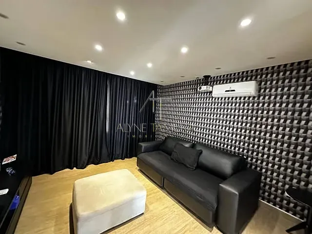 Sobrado com 420m² 4 quartos e 6 banheiros, à venda ou para alugar, no bairro Cerâmica em São Caetano do Sul