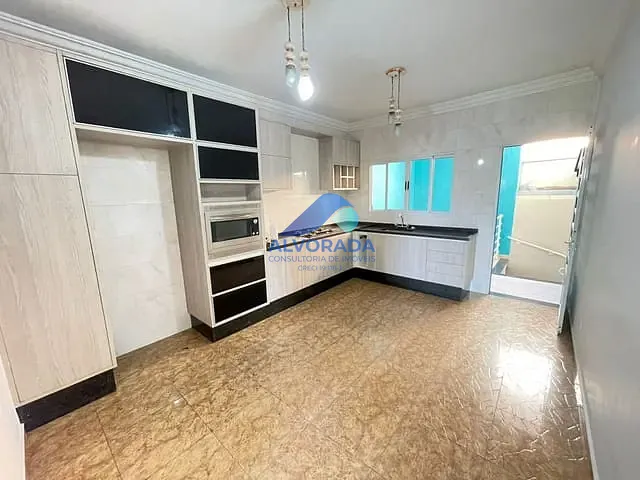 Sobrado com 150m² 3 quartos e 3 banheiros, à venda, no bairro Jardim Satélite em São José dos Campos