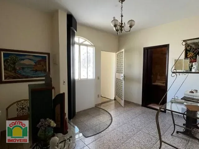 Sobrado com 288m² 4 quartos e 5 banheiros, à venda, no bairro Setor Central em Anápolis