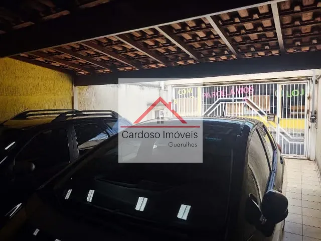 Sobrado com 210m² 3 quartos e 2 banheiros, à venda, no bairro Vila Galvão em Guarulhos