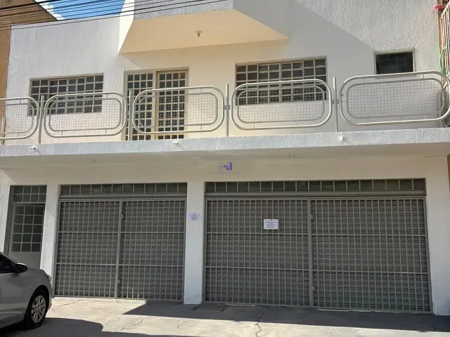 Sobrado 2 quartos e 1 banheiro, para alugar, no bairro Zona Industrial em Guará
