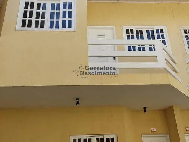 Sobrado 2 quartos e 2 banheiros, à venda, no bairro Jardim Flórida em Jacareí