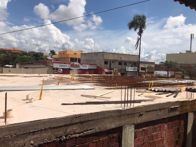 Sobrado com 680m² 6 quartos e 6 banheiros, à venda, no bairro Setor Habitacional Vicente Pires em Brasília