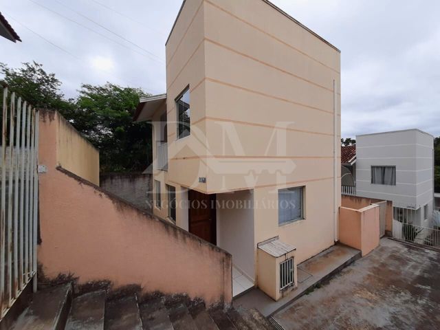 Sobrado 2 quartos e 2 banheiros, para alugar, no bairro Belvedere em Jaguariaíva
