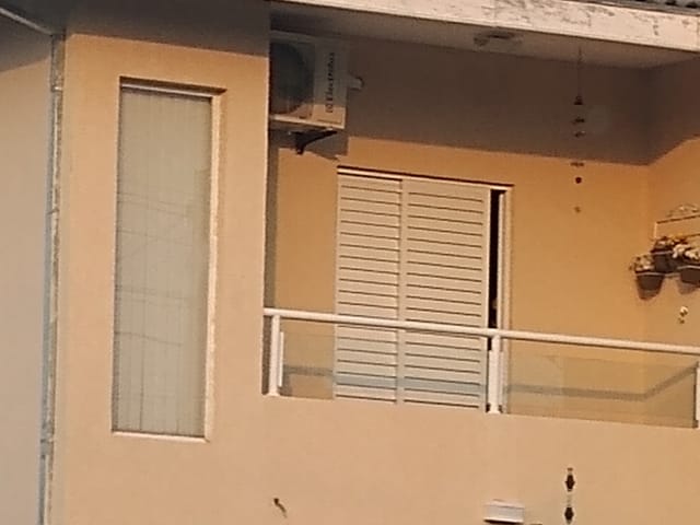 Sobrado com 336m² 2 quartos e 2 banheiros, à venda, no bairro Village das Flores em Caçapava