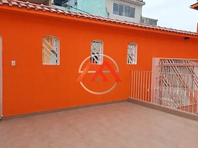 Sobrado à venda ou para alugar, no bairro Vila Industrial em São Paulo