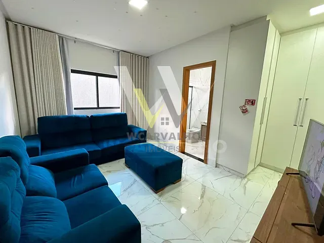 Sobrado com 360m² 4 quartos e 6 banheiros, à venda, no bairro Residencial Gaudi em Anápolis