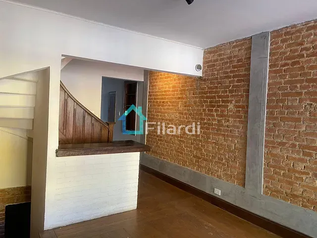 Sobrado com 190m², para alugar, no bairro Pinheiros em São Paulo