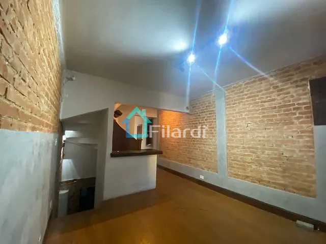Sobrado com 190m², para alugar, no bairro Pinheiros em São Paulo