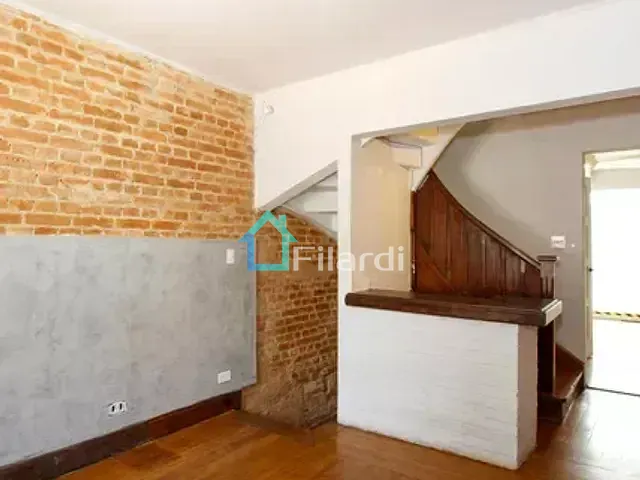Sobrado com 190m², para alugar, no bairro Pinheiros em São Paulo
