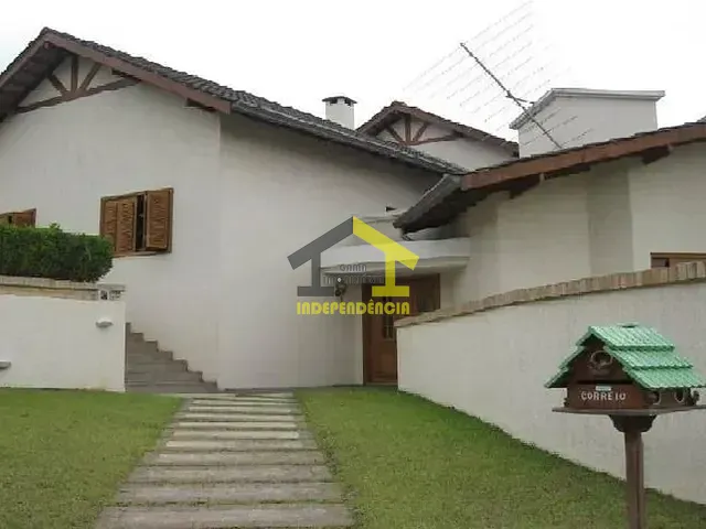Sobrado com 610m² 5 quartos e 6 banheiros, à venda, no bairro Nova Higienópolis em Jandira