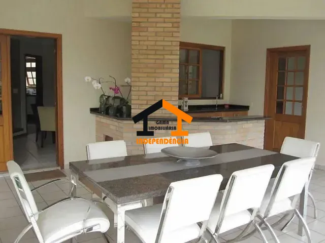Sobrado com 610m² 5 quartos e 6 banheiros, à venda, no bairro Nova Higienópolis em Jandira