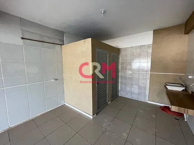 Sobrado com 287m² 2 quartos e 4 banheiros, à venda, no bairro Centro em Taquaritinga