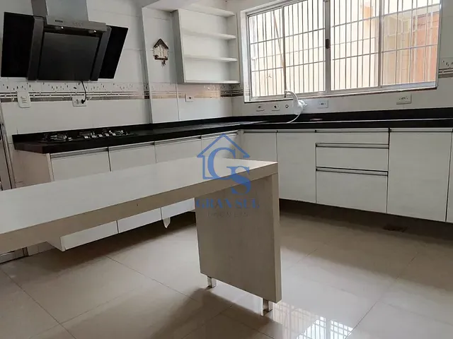 Sobrado com 125m² 3 quartos e 2 banheiros, à venda, no bairro Parque Brasil em São Paulo