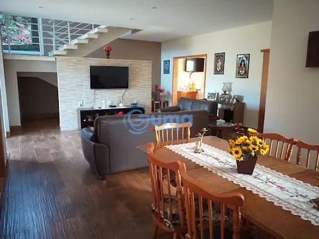Casa com 430m² 3 quartos e 4 banheiros, à venda, no bairro Santa Helena em Bragança Paulista