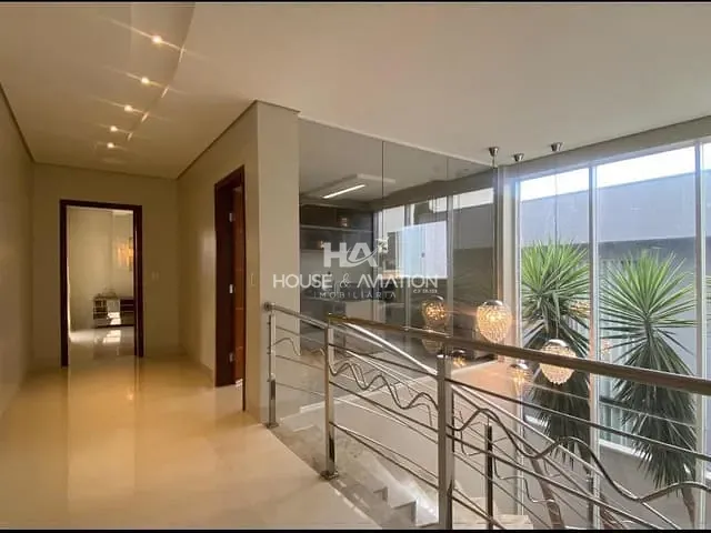 Sobrado com 383m² 3 quartos e 5 banheiros, à venda, no bairro Jardins Valência em Goiânia
