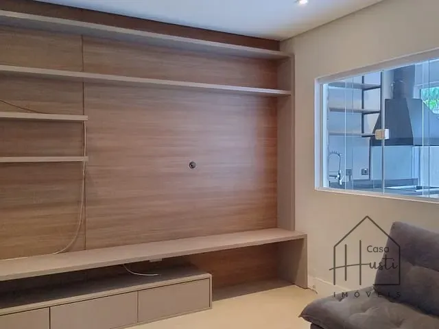 Sobrado com 200m² 3 quartos e 3 banheiros, à venda, no bairro Parque Rincão em Cotia