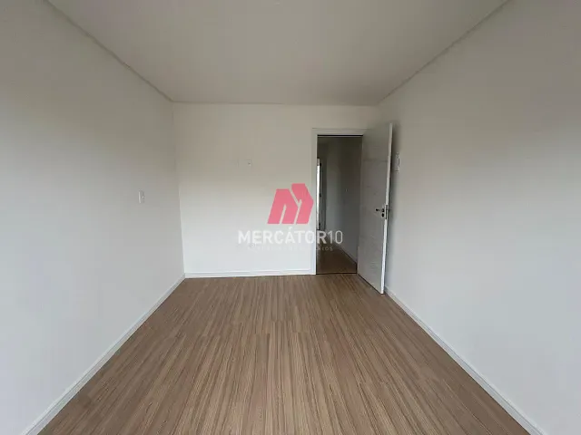Sobrado com 73m² 2 quartos e 2 banheiros, à venda, no bairro Itoupava Central em Blumenau