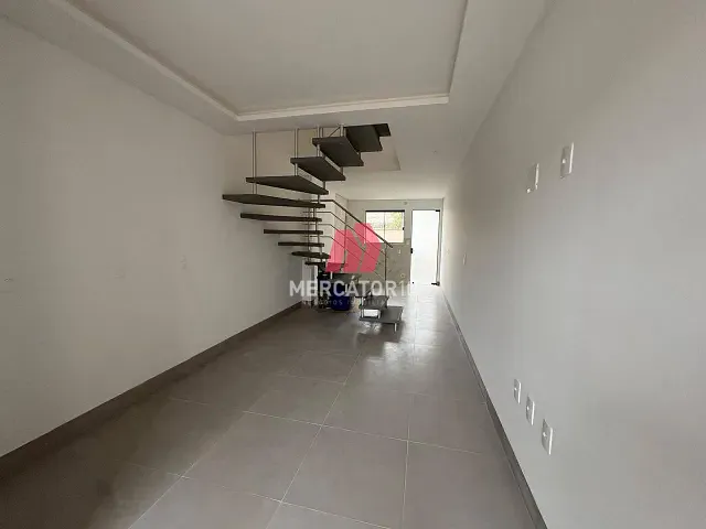 Sobrado com 73m² 2 quartos e 2 banheiros, à venda, no bairro Itoupava Central em Blumenau