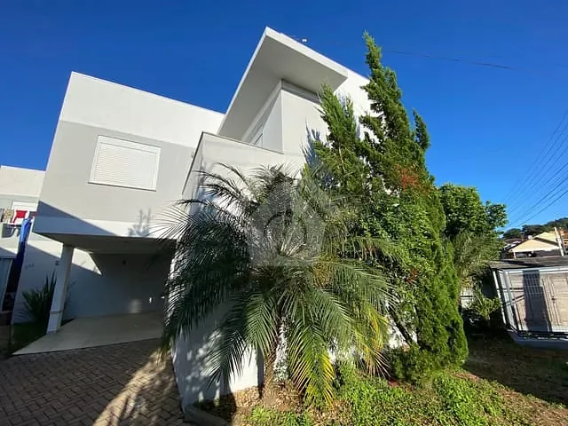 Sobrado com 90m² 2 quartos e 2 banheiros, à venda ou para alugar, no bairro Languiru em Teutônia