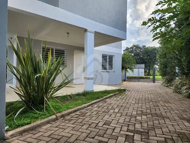 Sobrado com 90m² 2 quartos e 2 banheiros, à venda ou para alugar, no bairro Languiru em Teutônia
