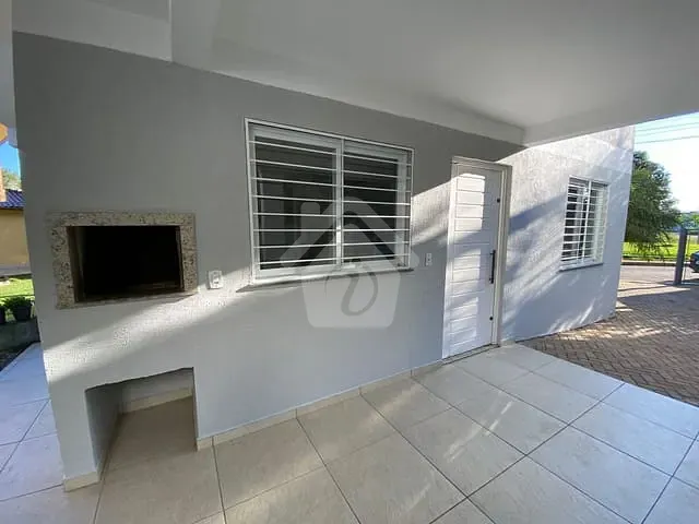 Sobrado com 90m² 2 quartos e 2 banheiros, à venda ou para alugar, no bairro Languiru em Teutônia