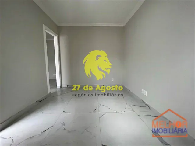 Sobrado com 180m² 3 quartos e 2 banheiros, à venda, no bairro Itapoã em Belo Horizonte