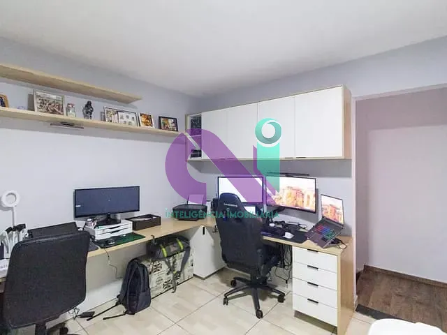 Sobrado com 130m² 3 quartos e 2 banheiros, à venda, no bairro Pestana em Osasco