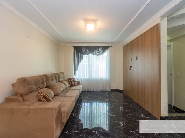 Sobrado com 147m² 3 quartos e 5 banheiros, à venda, no bairro Água Verde em Curitiba