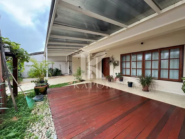 Sobrado com 300m² 3 quartos e 4 banheiros, à venda, no bairro Parque Manoel de Vasconcelos em Sumaré