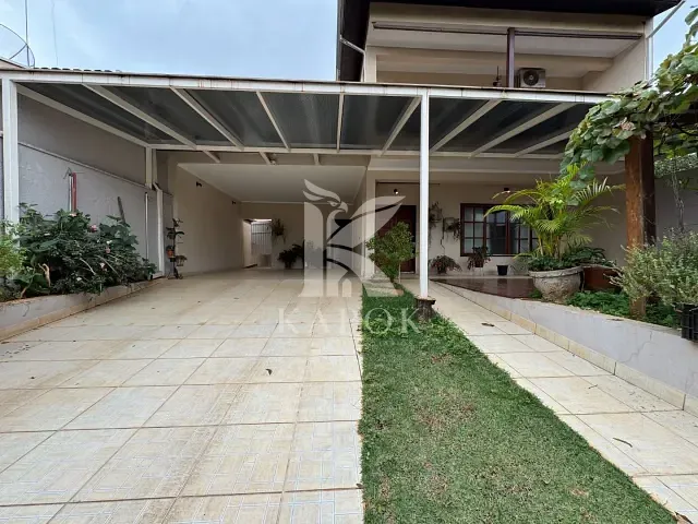 Sobrado com 300m² 3 quartos e 4 banheiros, à venda, no bairro Parque Manoel de Vasconcelos em Sumaré