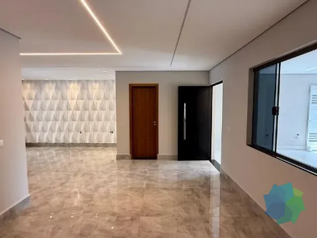 Sobrado com 161m² 3 quartos e 4 banheiros, à venda, no bairro Jardim Santa Marta III em Salto