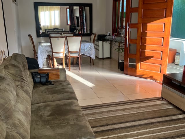 Sobrado com 300m² 3 quartos e 2 banheiros, à venda, no bairro Jardim Promeca em Várzea Paulista