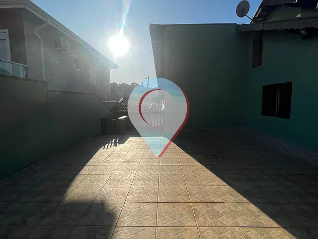 Sobrado com 300m² 3 quartos e 2 banheiros, à venda, no bairro Jardim Promeca em Várzea Paulista