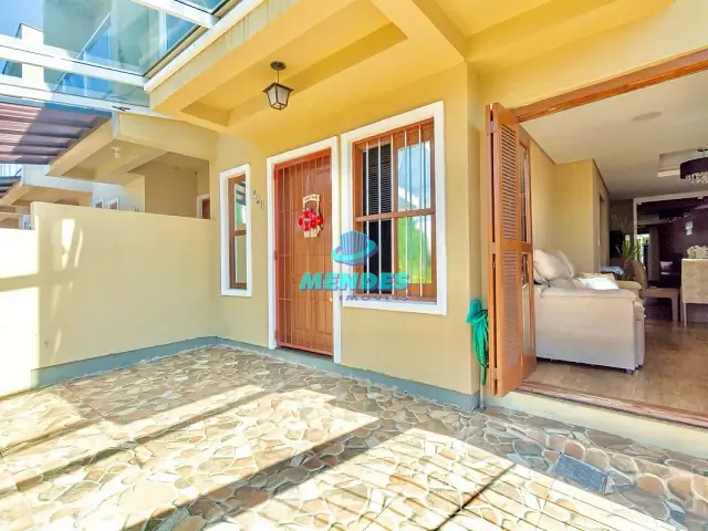 Sobrado com 110m² 2 quartos e 2 banheiros, à venda, no bairro Parque Ipiranga em Gravataí