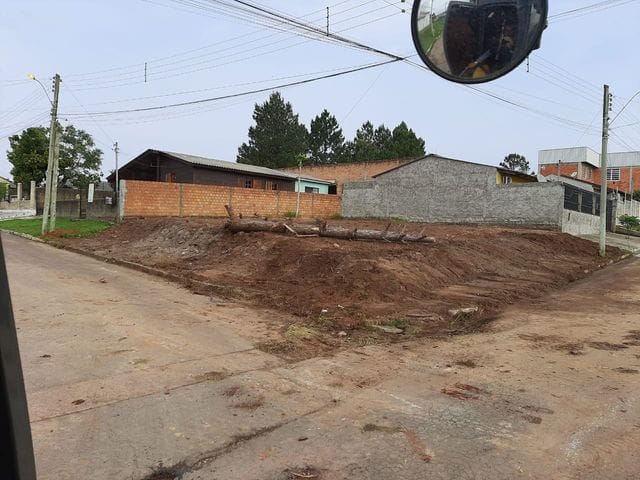 Sobrado 2 quartos e 1 banheiro, à venda, no bairro JARDIM DOS LAGOS em GUAIBA