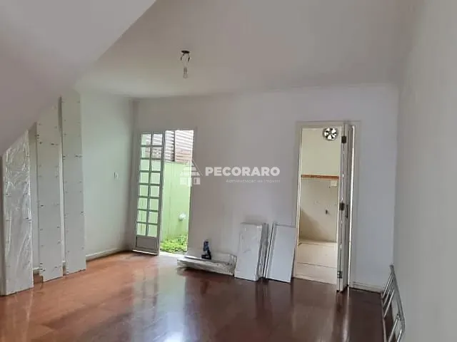 Sobrado com 130m² 3 quartos e 2 banheiros, para alugar, no bairro Sumaré em São Paulo