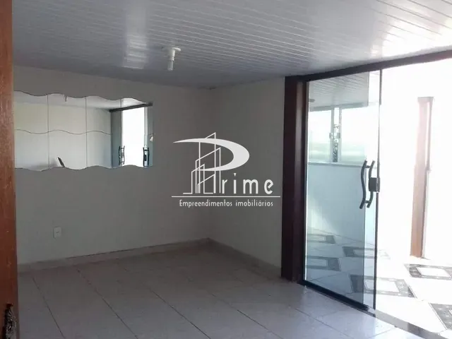 Sobrado com 70m² 2 quartos e 2 banheiros, à venda, no bairro Rocha em São Gonçalo