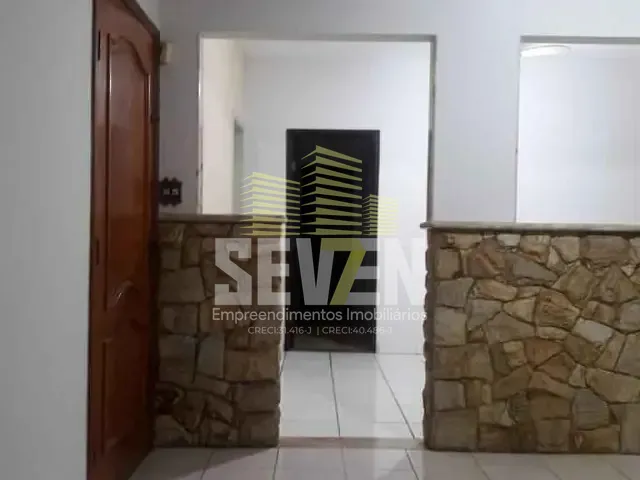 Sobrado com 214m² 3 quartos e 2 banheiros, à venda, no bairro Vila Pacífico em Bauru