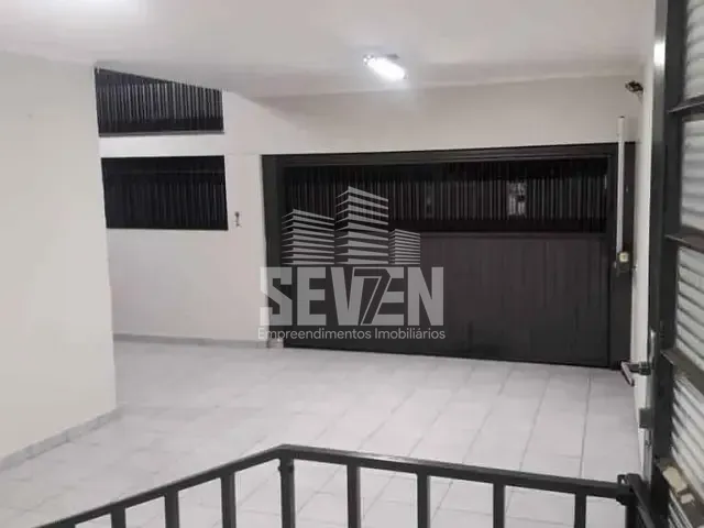 Sobrado com 214m² 3 quartos e 2 banheiros, à venda, no bairro Vila Pacífico em Bauru