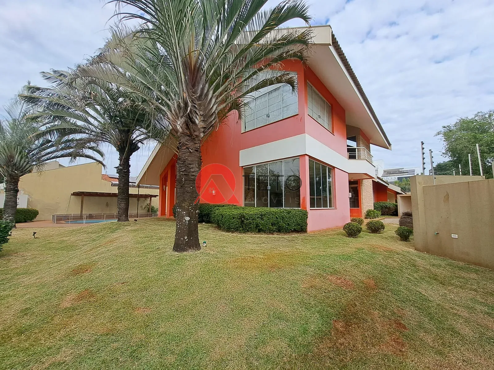 Sobrado, 4 quartos, 560 m² - Foto 1