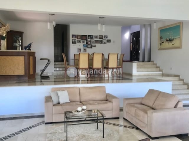 Sobrado com 700m² 4 quartos e 5 banheiros, à venda, no bairro Aruã em Mogi das Cruzes