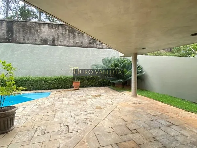 Sobrado com 574m² 4 quartos e 5 banheiros, à venda, no bairro Alphaville Residencial Dois em Barueri