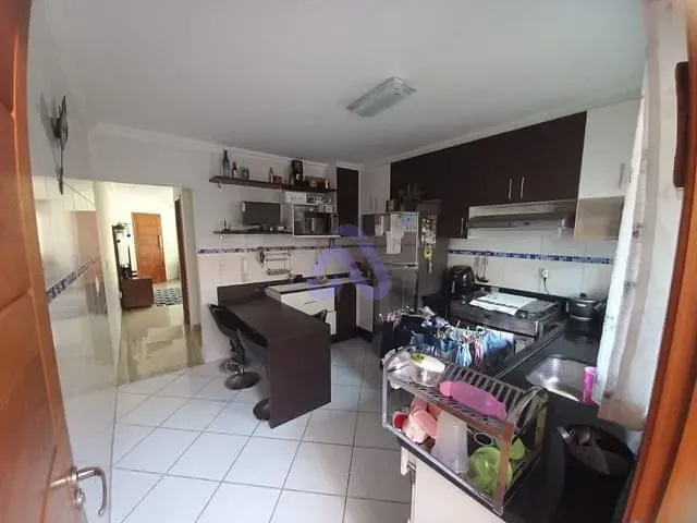 Sobrado com 180m² 2 quartos e 2 banheiros, à venda, no bairro Vila São Geraldo em São Paulo